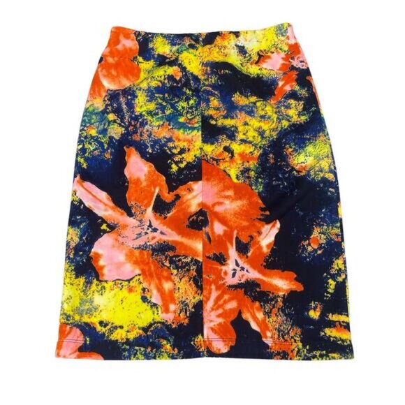 Betsey Johnson Floral Pencil Skirt In Watercolor Multi Size Small - Picture 2 of 5